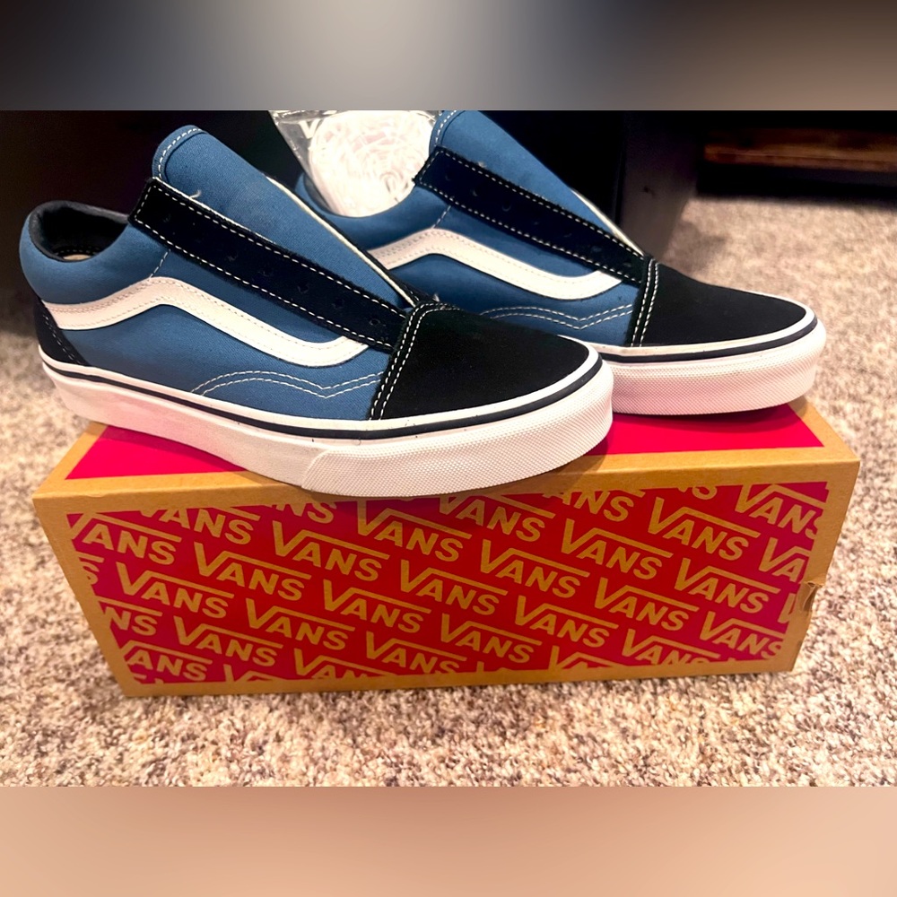 Brand New Old Skool Navy Vans